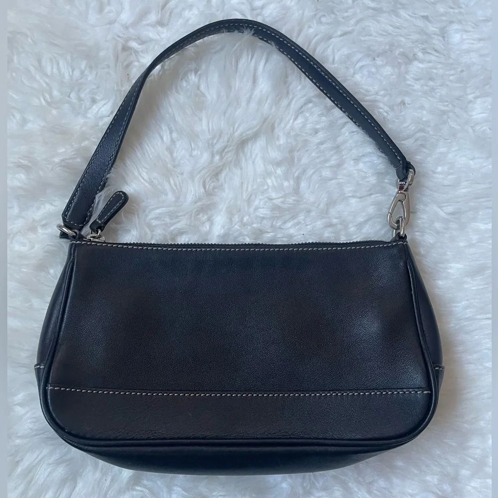 Vintage Y2K✨ Coach Pochette (Shoulder bag)